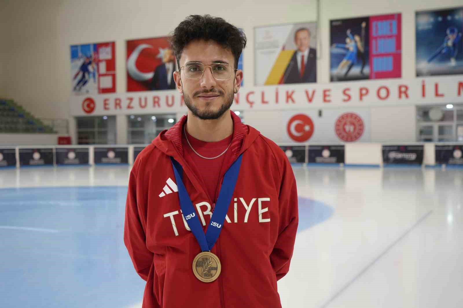 Furkan Akar: "Hedefim ülkemi en iyi şekilde temsil etmek""
