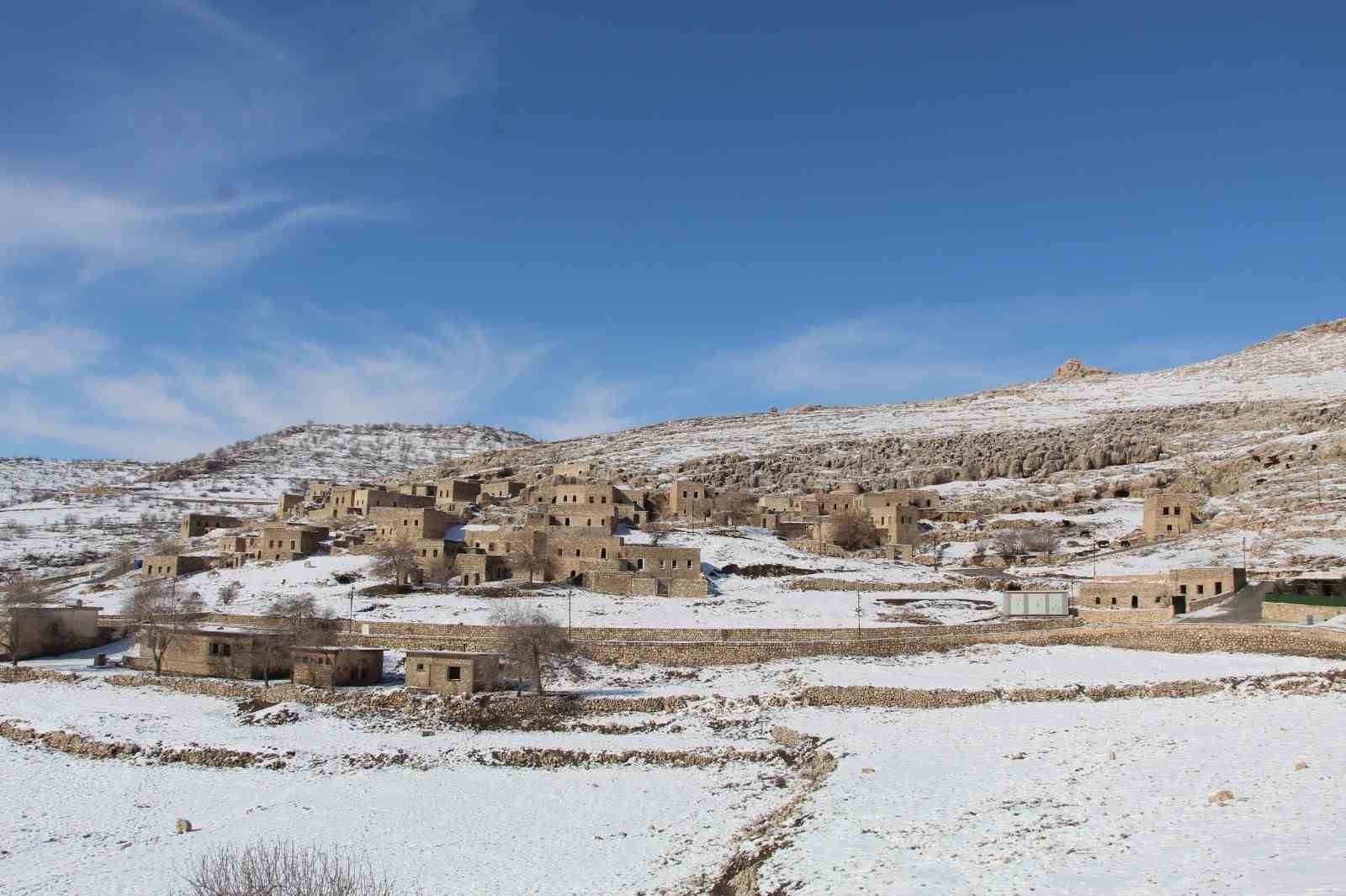 Gabar Dağı eteklerindeki Mağara köyü yeniden canlanıyor
