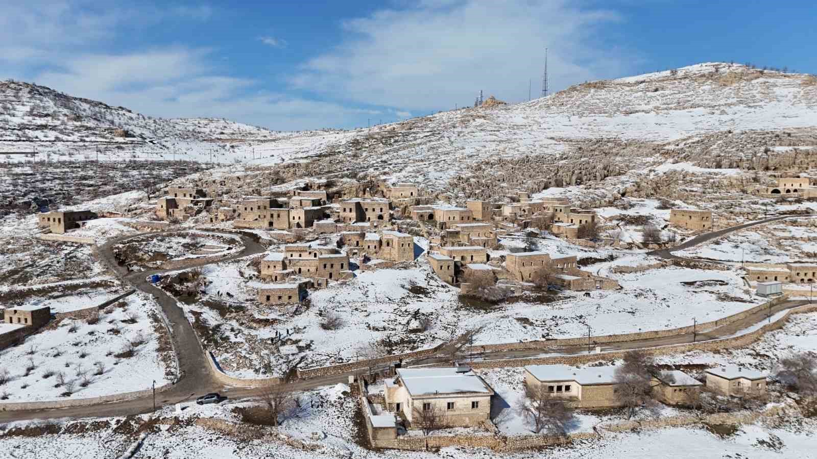 Gabar Dağı eteklerindeki Mağara köyü yeniden canlanıyor
