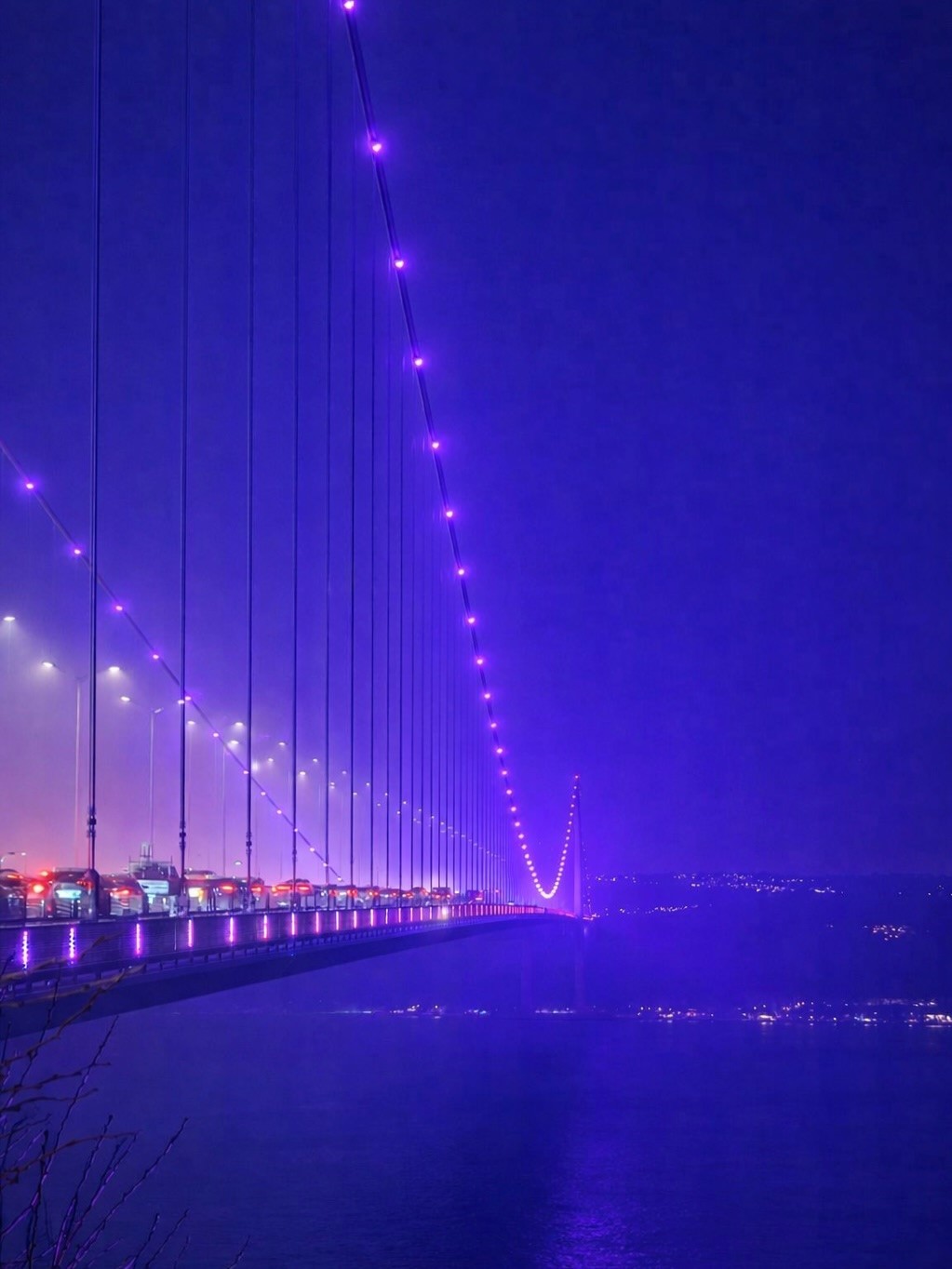 Galata Kulesi’ne "Kanserde Erken Teşhis Hayat Kurtarır" mesajı yansıtıldı
