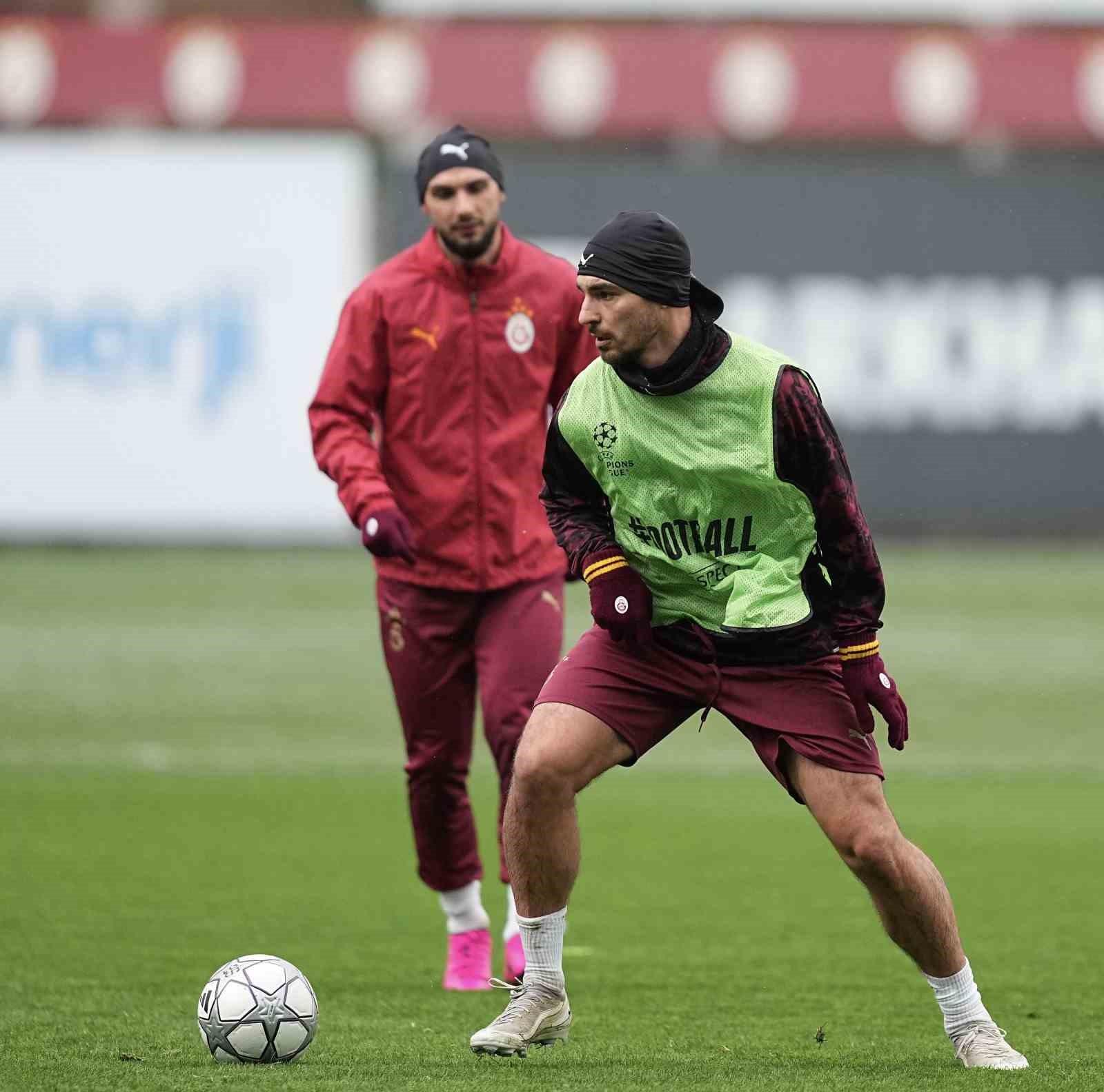 Galatasaray, Atletico Madrid maçı hazırlıklarına başladı
