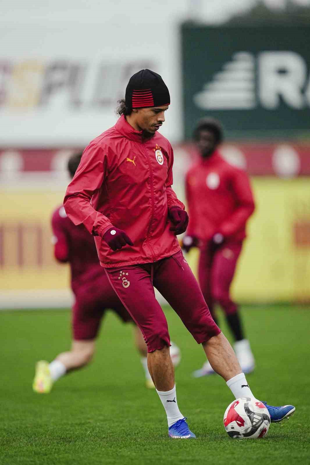 Galatasaray, Fenerbahçe derbisi hazırlıklarına devam etti
