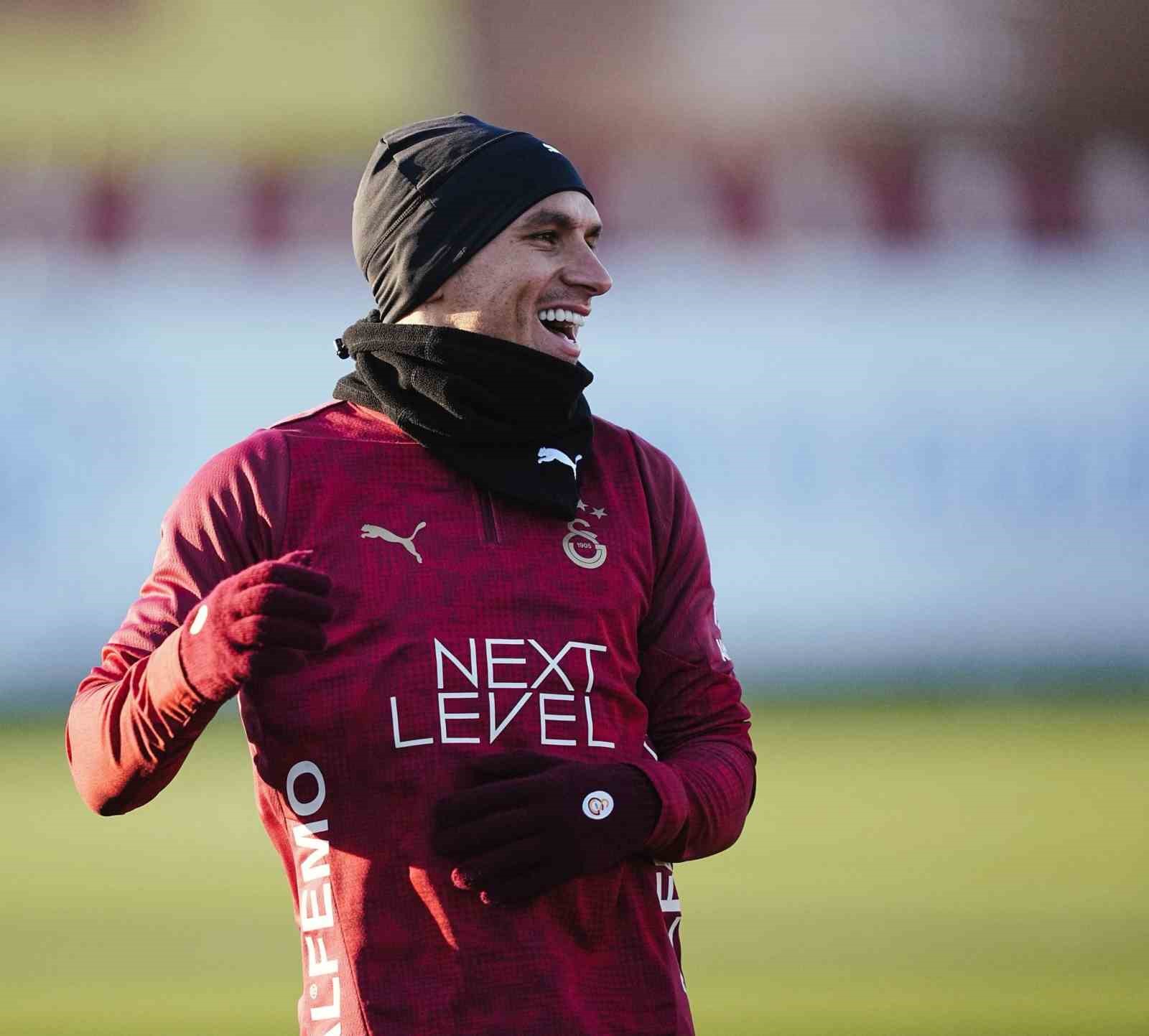 Galatasaray, Fenerbahçe maçı hazırlıklarını tamamladı
