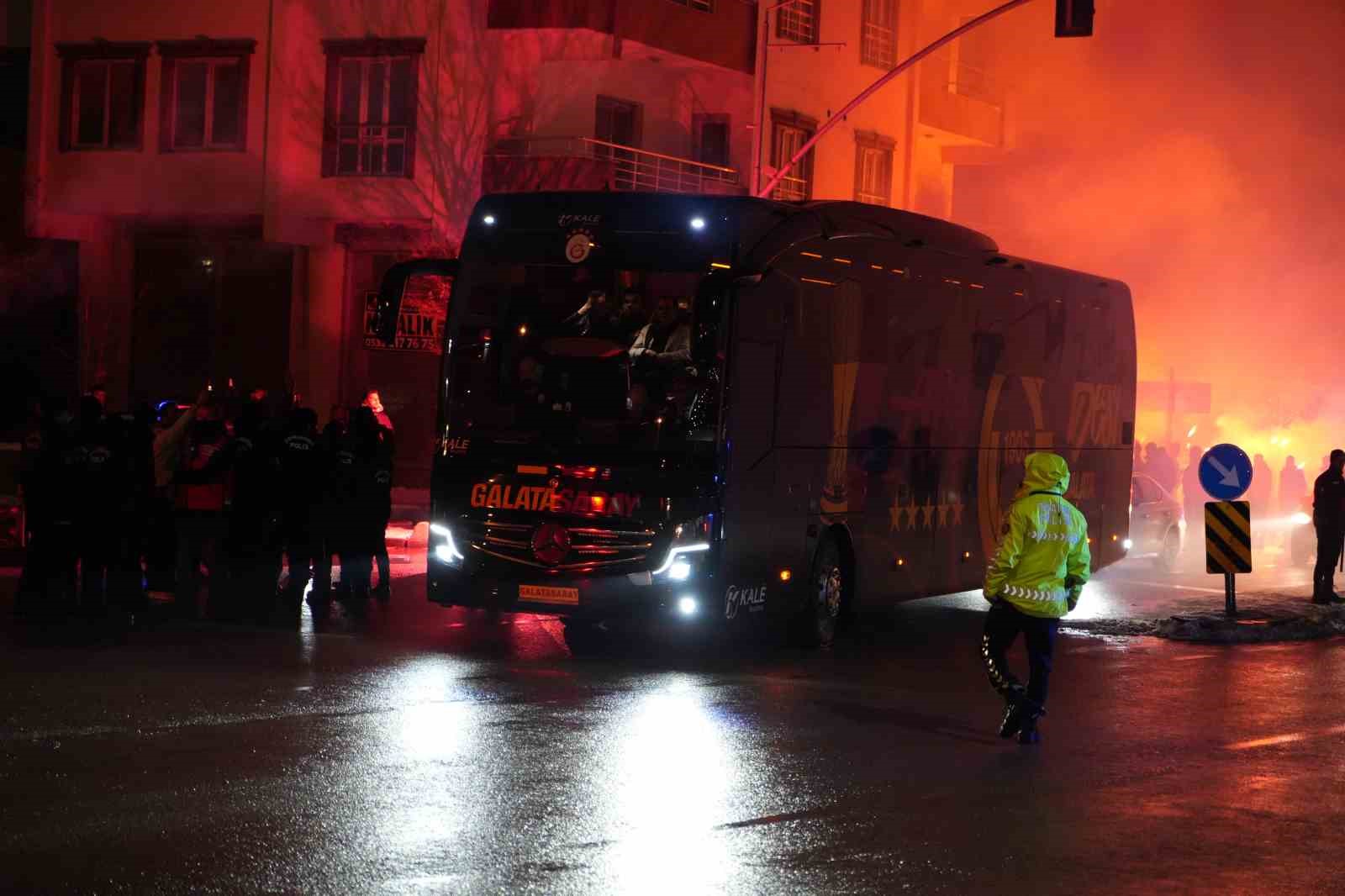 Galatasaray, Gaziantep’te
