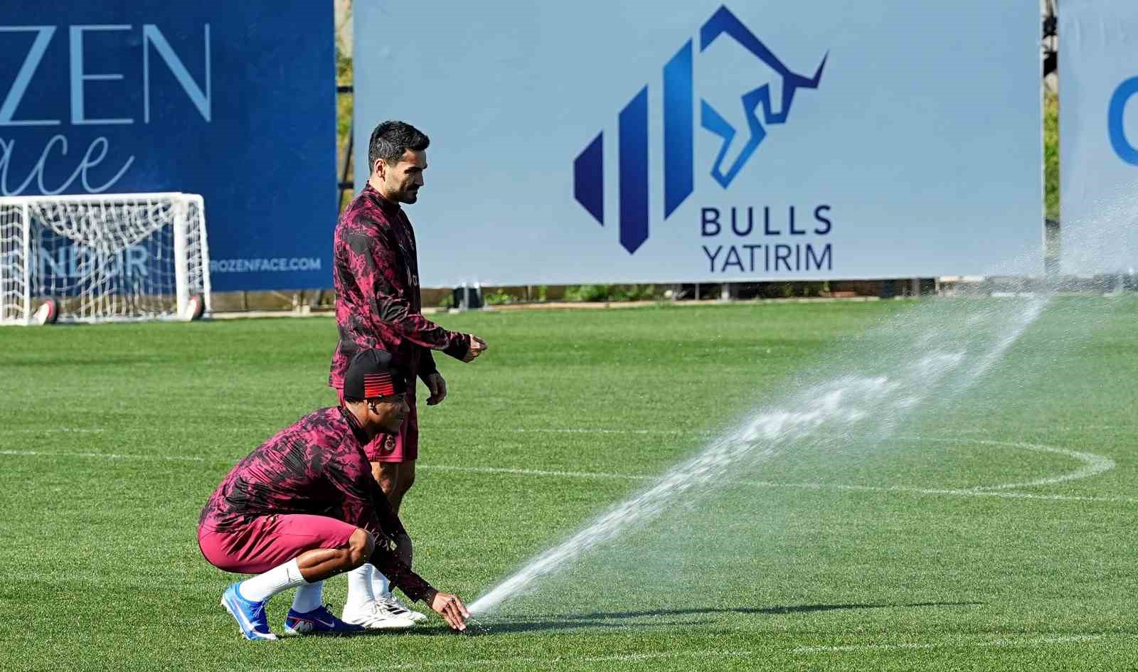 Galatasaray, Juventus maçı hazırlıklarını tamamladı
