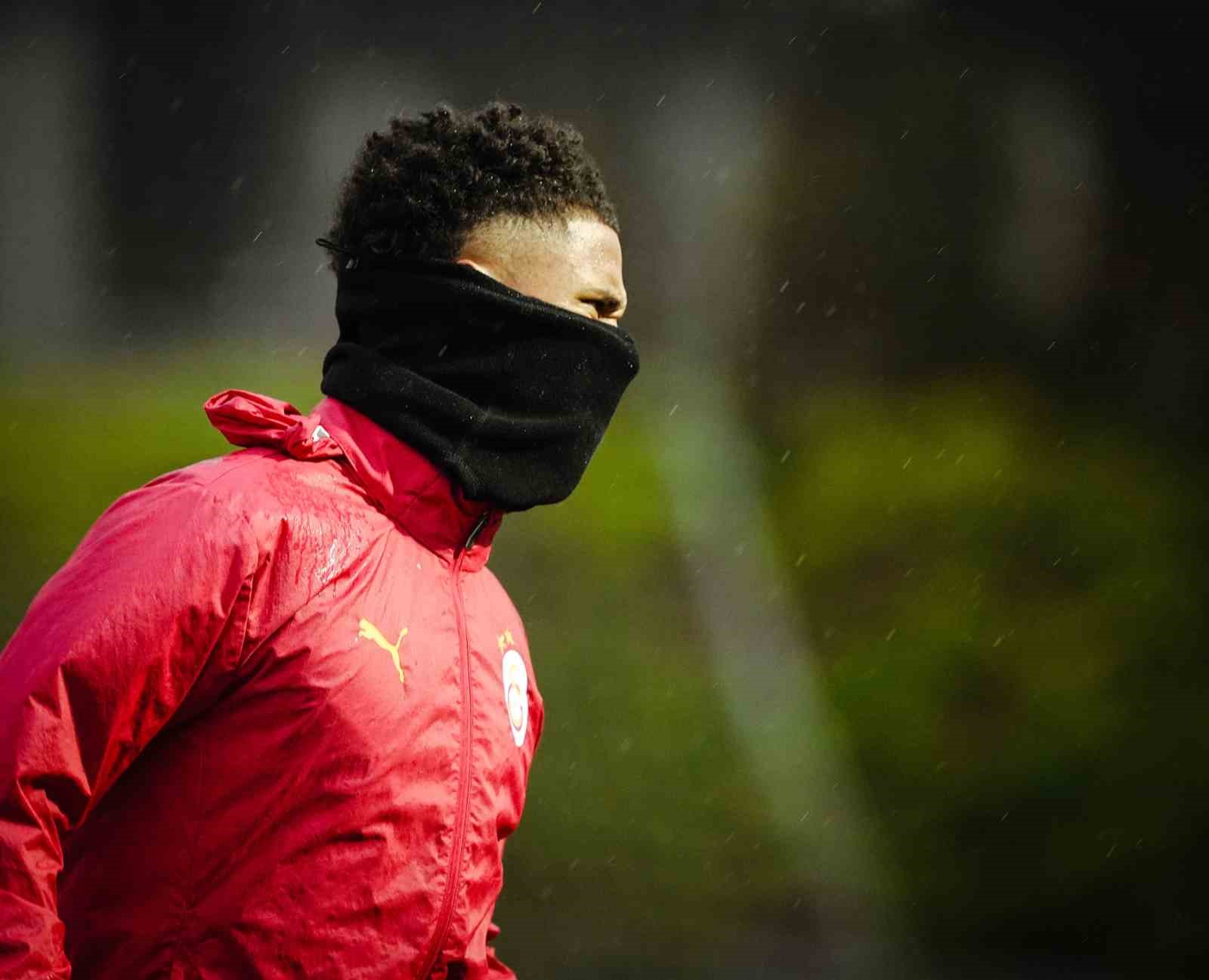 Galatasaray, Kayserispor maçı hazırlıklarını tamamladı
