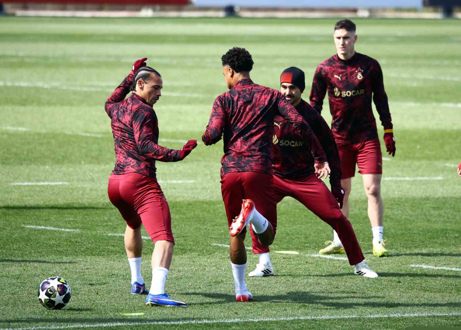 Galatasaray, Liverpool maçı hazırlıklarını tamamladı
