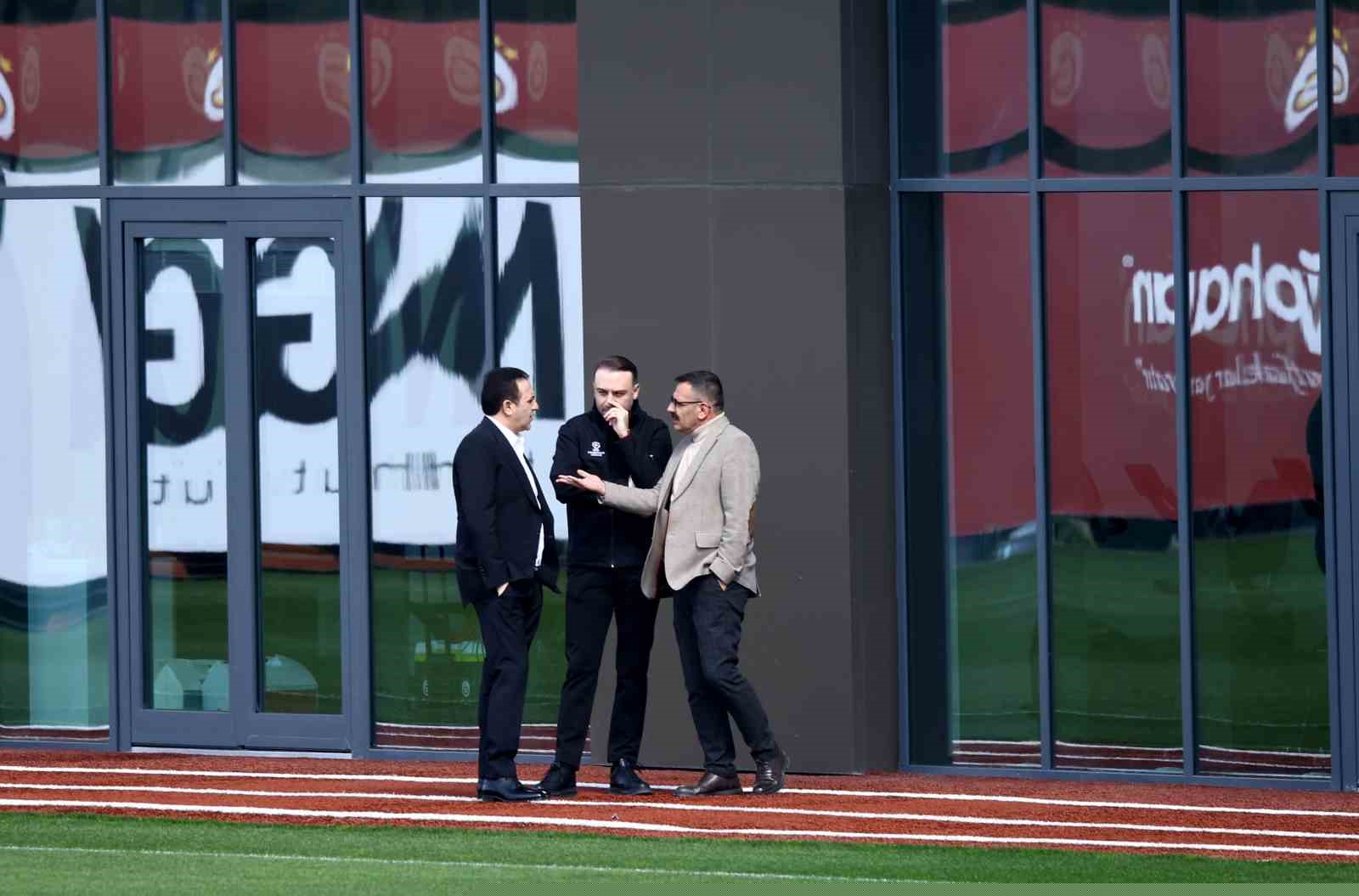 Galatasaray, Liverpool maçı hazırlıklarını tamamladı
