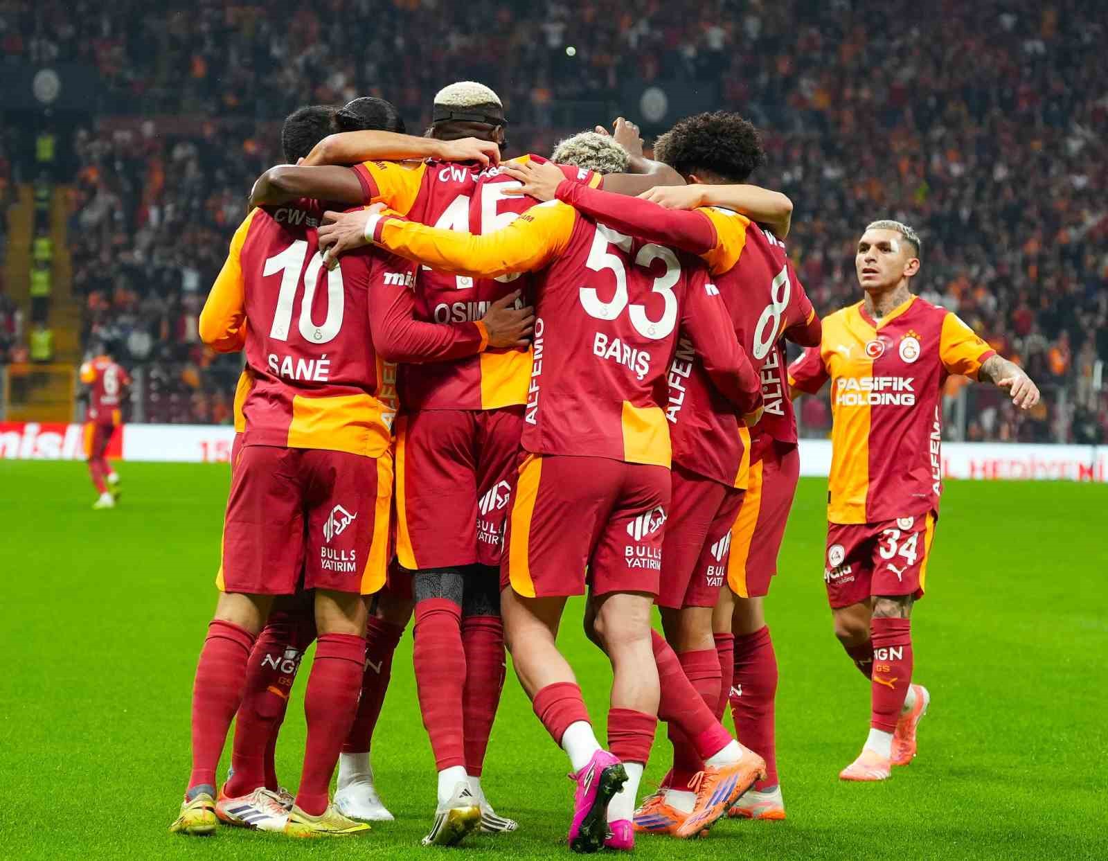 Galatasaray ocak ayında dört kulvarda mücadele edecek
