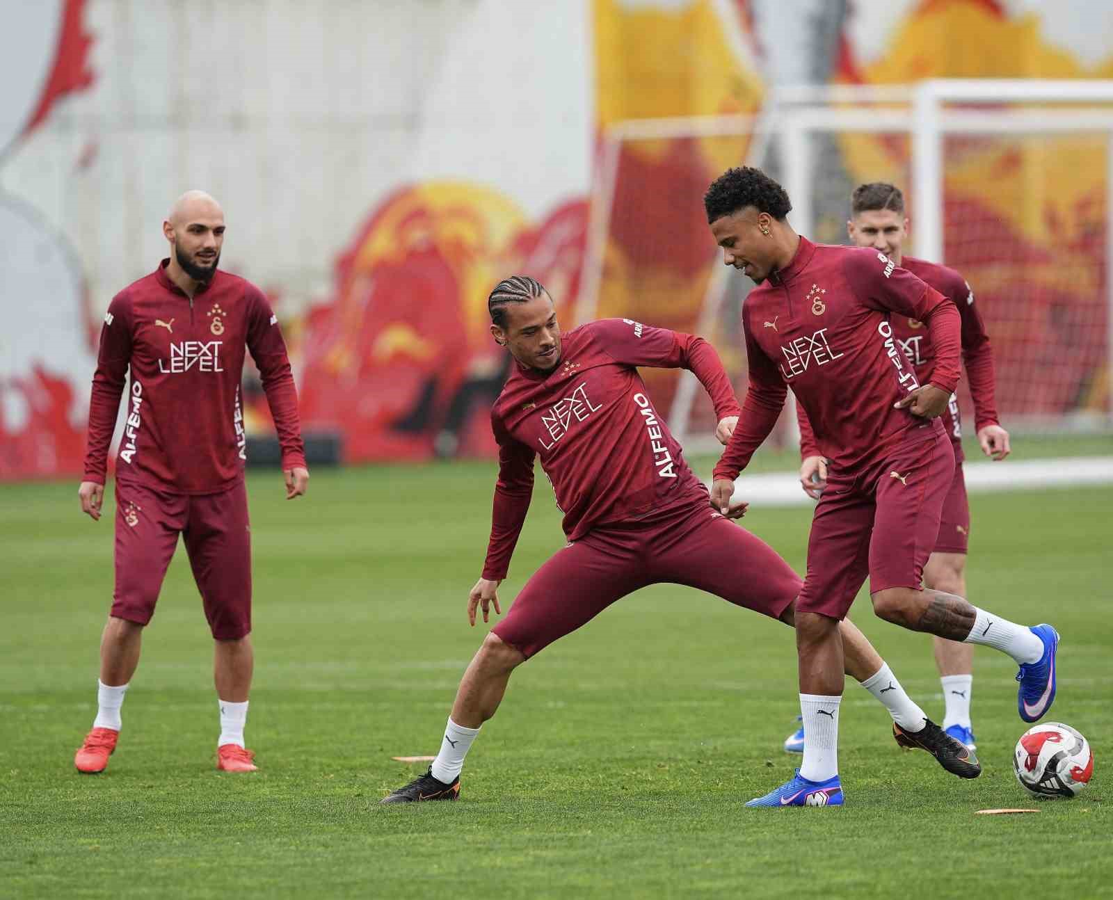 Galatasaray, Samsunspor maçı hazırlıklarını sürdürdü
