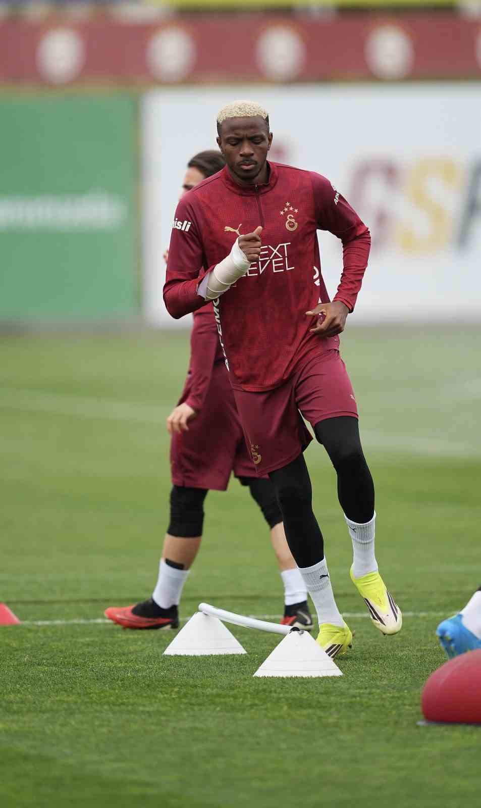Galatasaray, Samsunspor maçı hazırlıklarını sürdürdü
