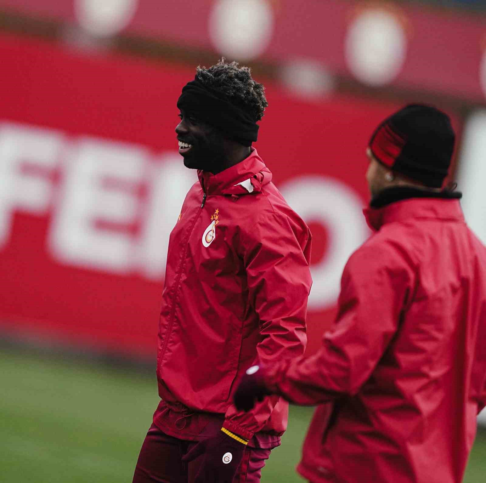 Galatasaray, Trabzonspor maçı hazırlıklarına devam etti
