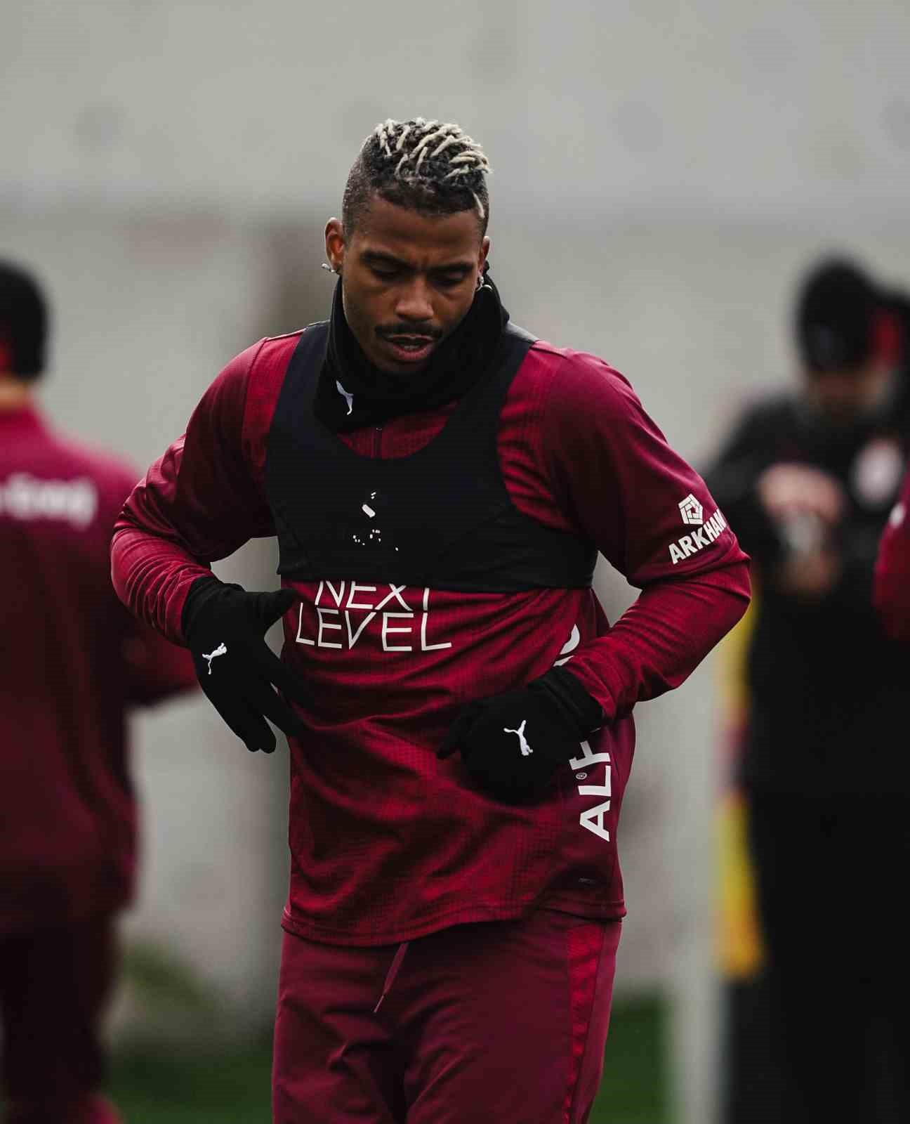 Galatasaray, Trabzonspor maçına hazır
