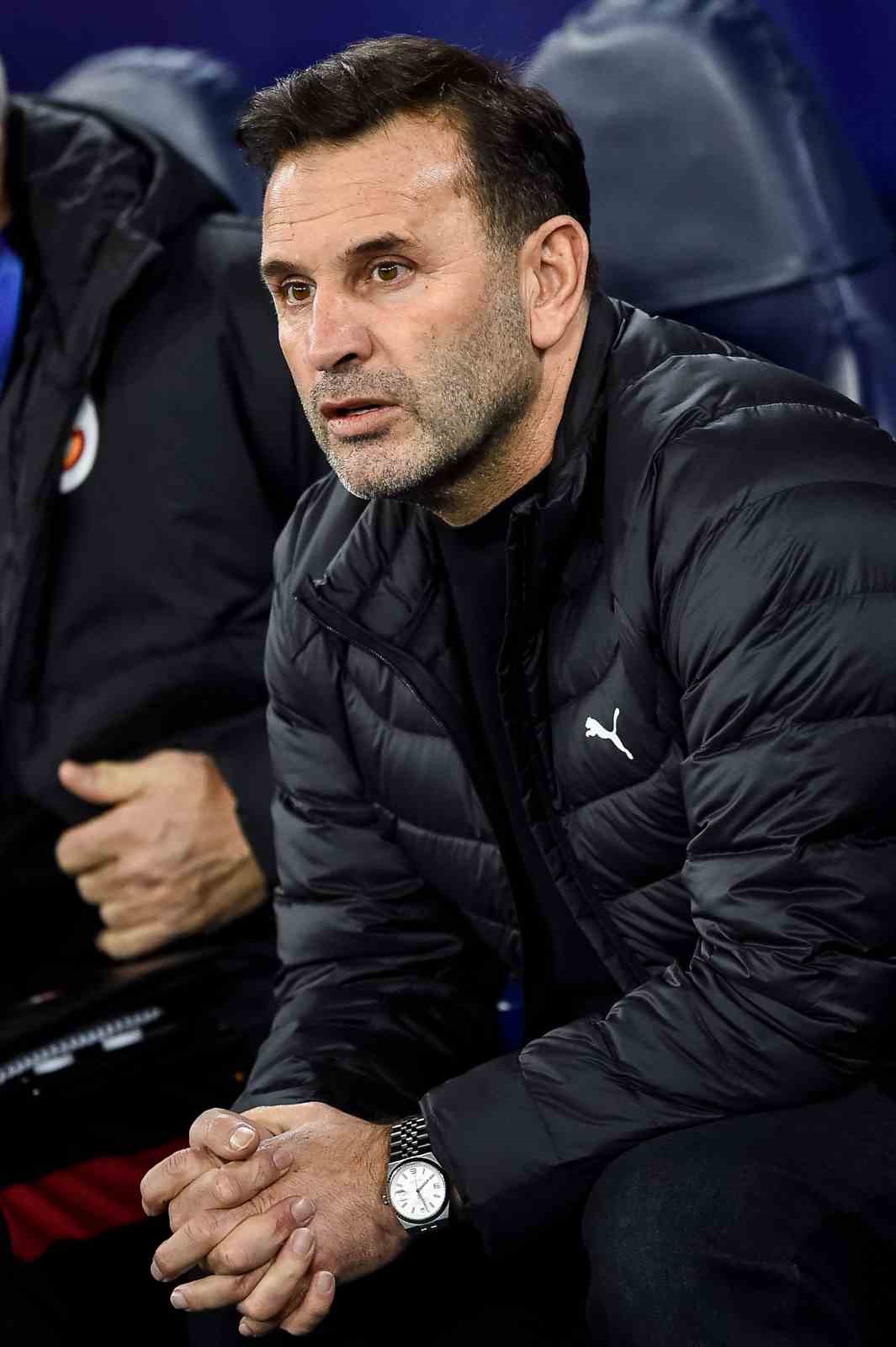 Galatasaray’da 2 değişiklik
Galatasaray’da 2 değişiklik