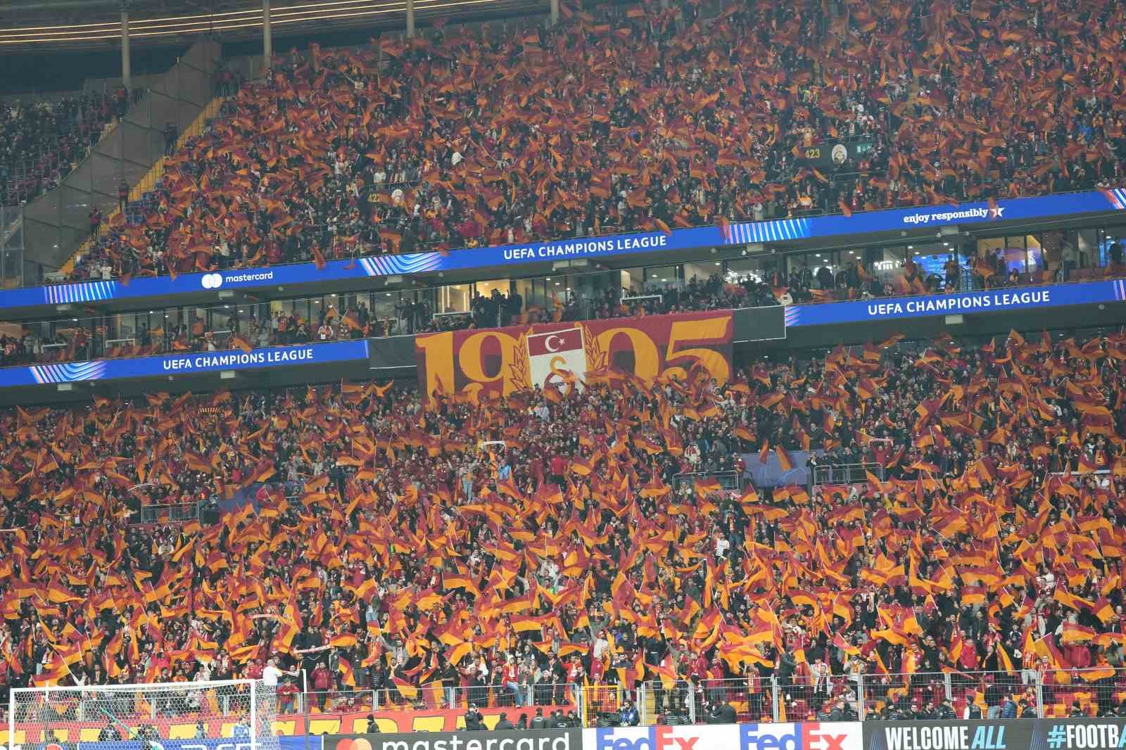 Galatasaray’da 2 değişiklik

