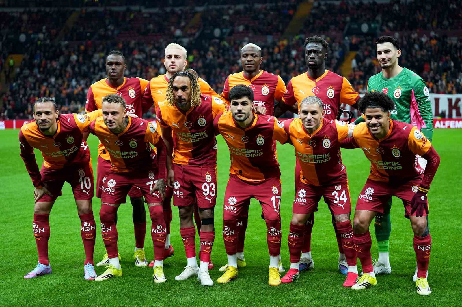 Galatasaray’da 4 değişiklik
