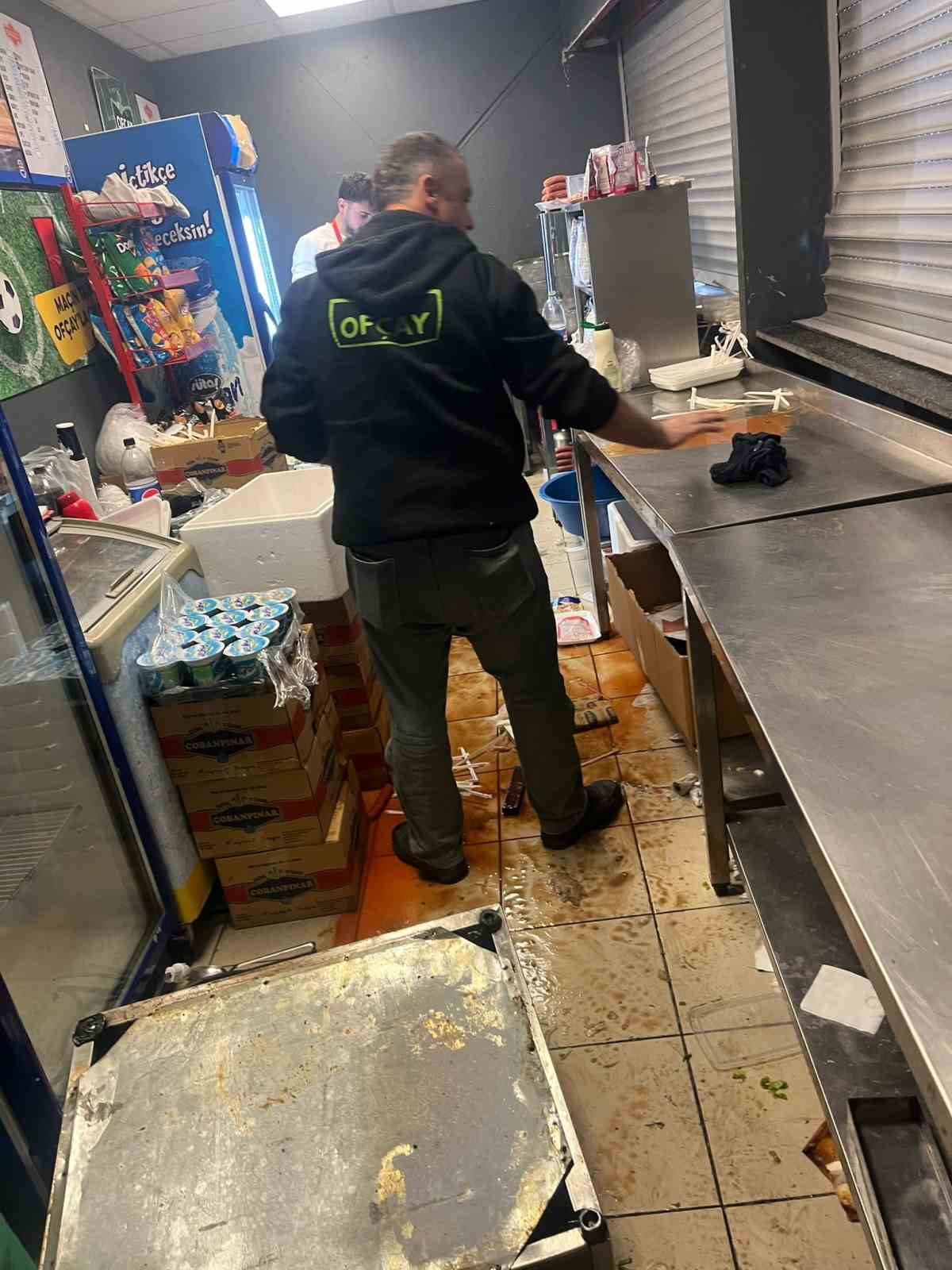 Galatasaray’dan tribündeki büfelerle ilgili açıklama
