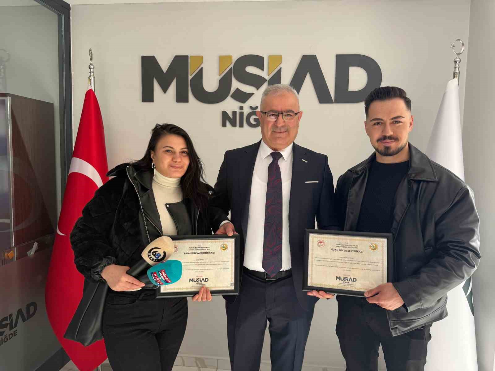 Gazetecilere anlamlı hediye: Her basın mensubu için bir fidan
