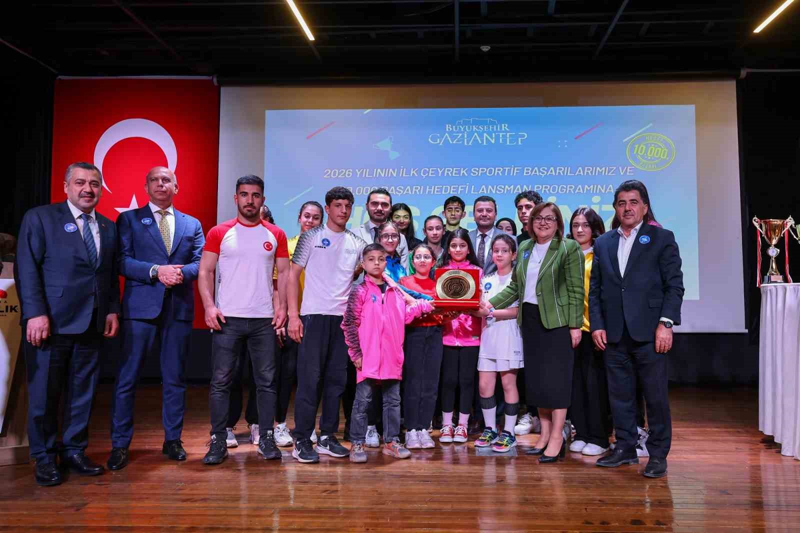 Gaziantep Belediye Spor Kulübü’nün yeni hedefi: 10 bin başarı
