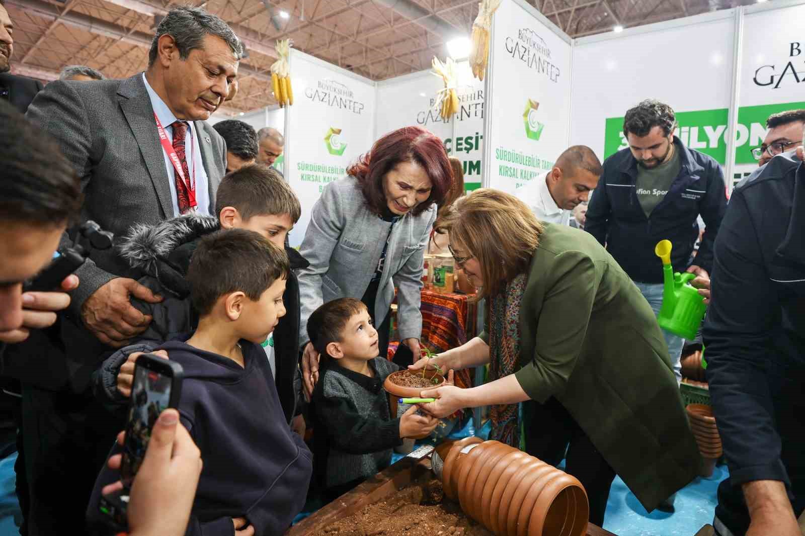 Gaziantep Büyükşehir, 16’ncı GAPTARIM Fuarı’nda yerini aldı
