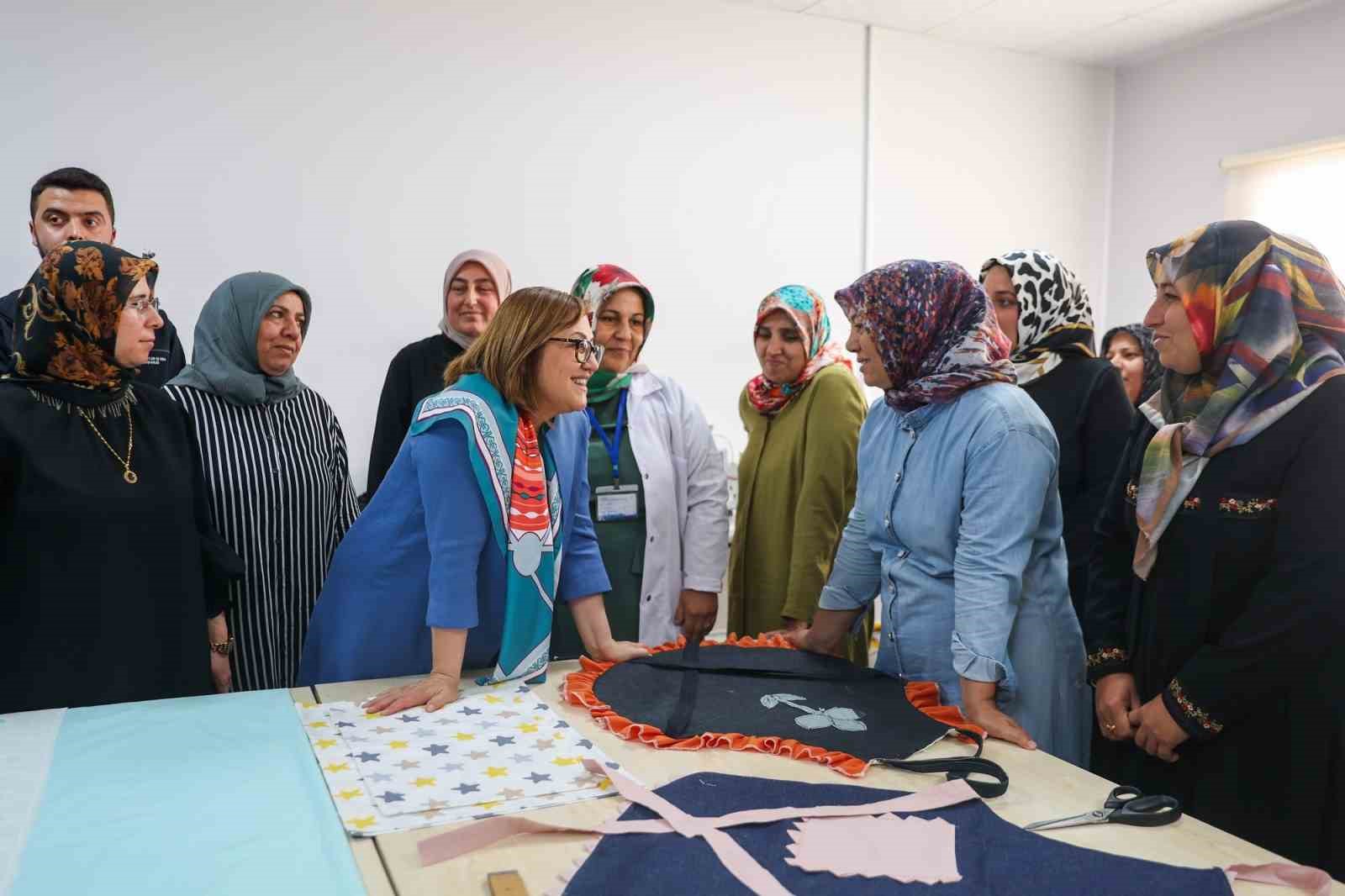 Gaziantep Büyükşehir ile Nurdağı ve İslahiye yeniden ayağa kalkıyor
