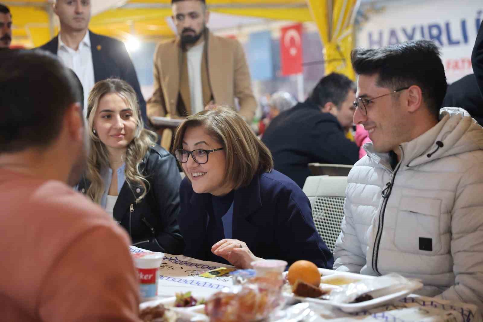 Gaziantep Büyükşehir, Ramazan ayında vatandaşları iftar sofrasında buluşturacak
