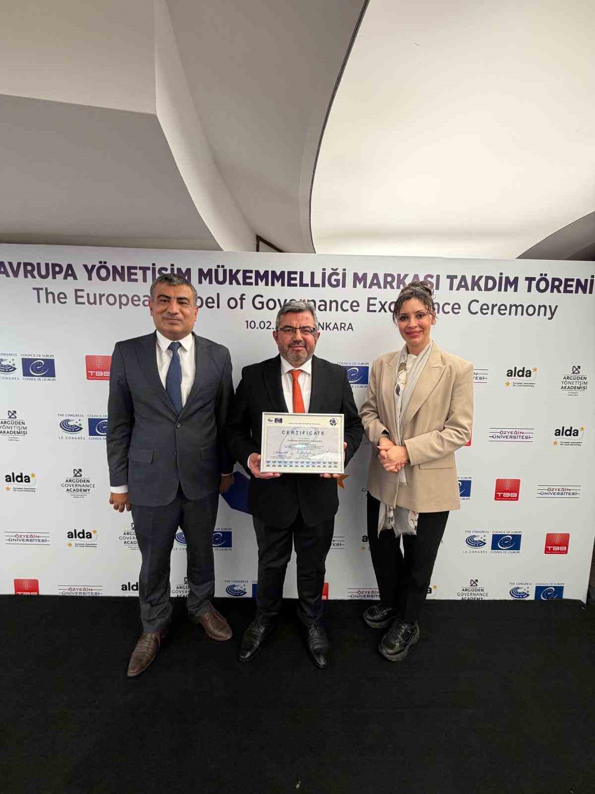 Gaziantep Büyükşehir’e Avrupa’dan yönetişim ödülü
Gaziantep Büyükşehir’e Avrupa’dan yönetişim ödülü