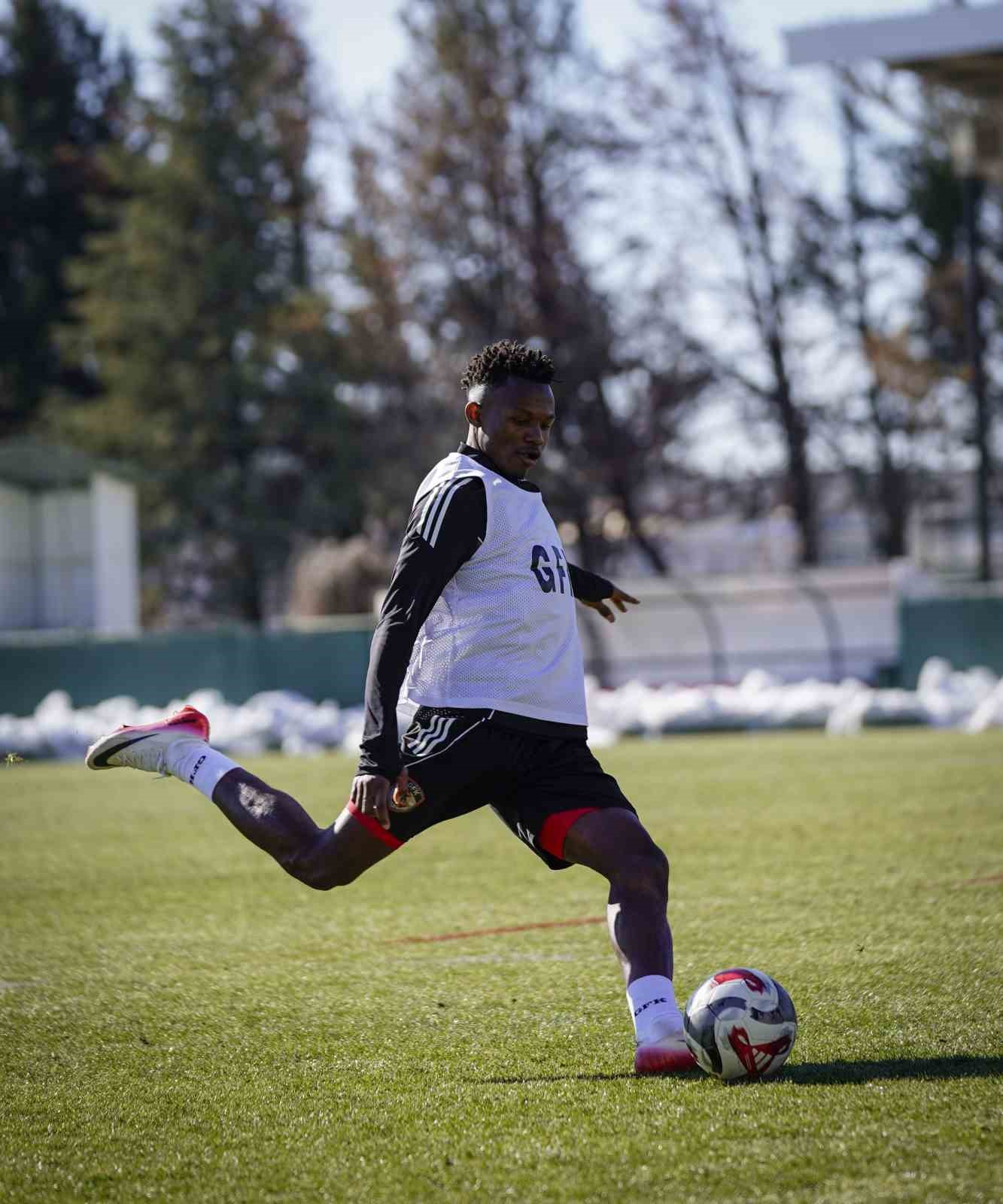 Gaziantep FK, Galatasaray maçı hazırlıklarını tamamladı
