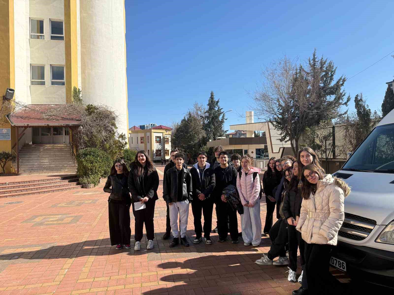 Gaziantep Kolej Vakfı öğrencileri, gönül sofrasında buluştu
