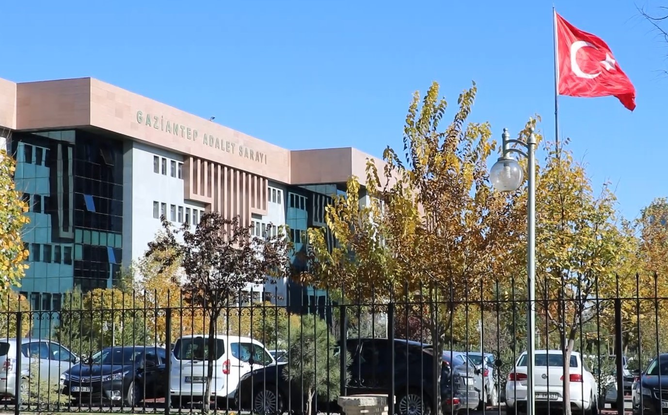 Gaziantep merkezli 11 ilde dolandırıcılık operasyonu: 52 gözaltı
