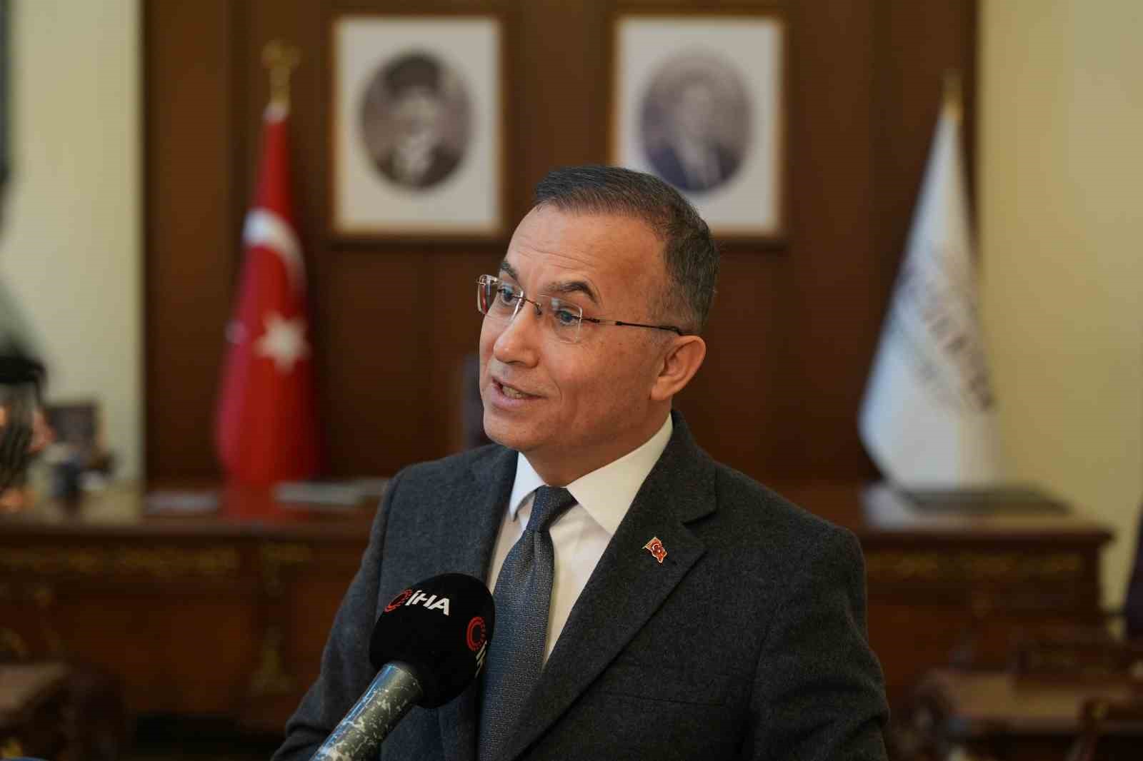 Gaziantep Valisi Çeber: "Trafiğe kapalı yolumuz yok"
