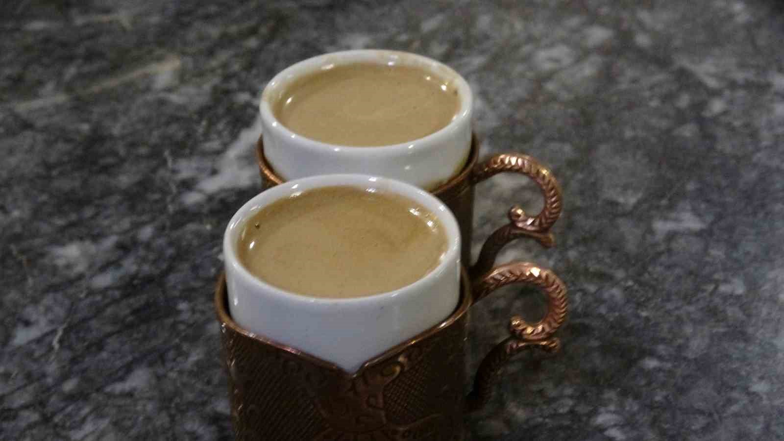 Gaziantep’in AB tescilli menengiç kahvesi kışın vazgeçilmezi
Gaziantep’in AB tescilli menengiç kahvesi kışın vazgeçilmezi