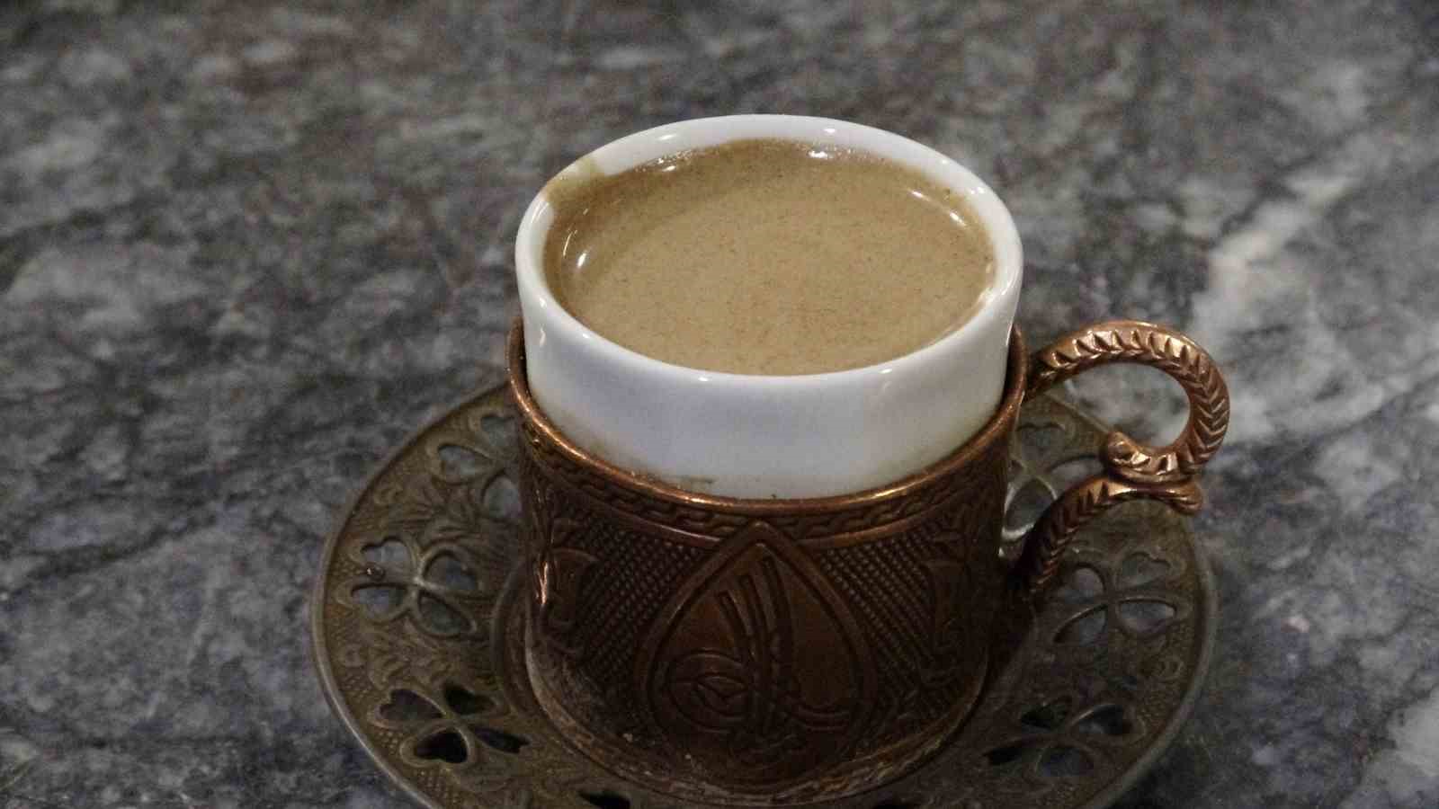 Gaziantep’in AB tescilli menengiç kahvesi kışın vazgeçilmezi
Gaziantep’in AB tescilli menengiç kahvesi kışın vazgeçilmezi