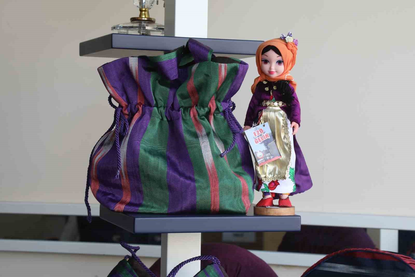 Gaziantep’in saray kumaşı geleceğe taşınıyor
