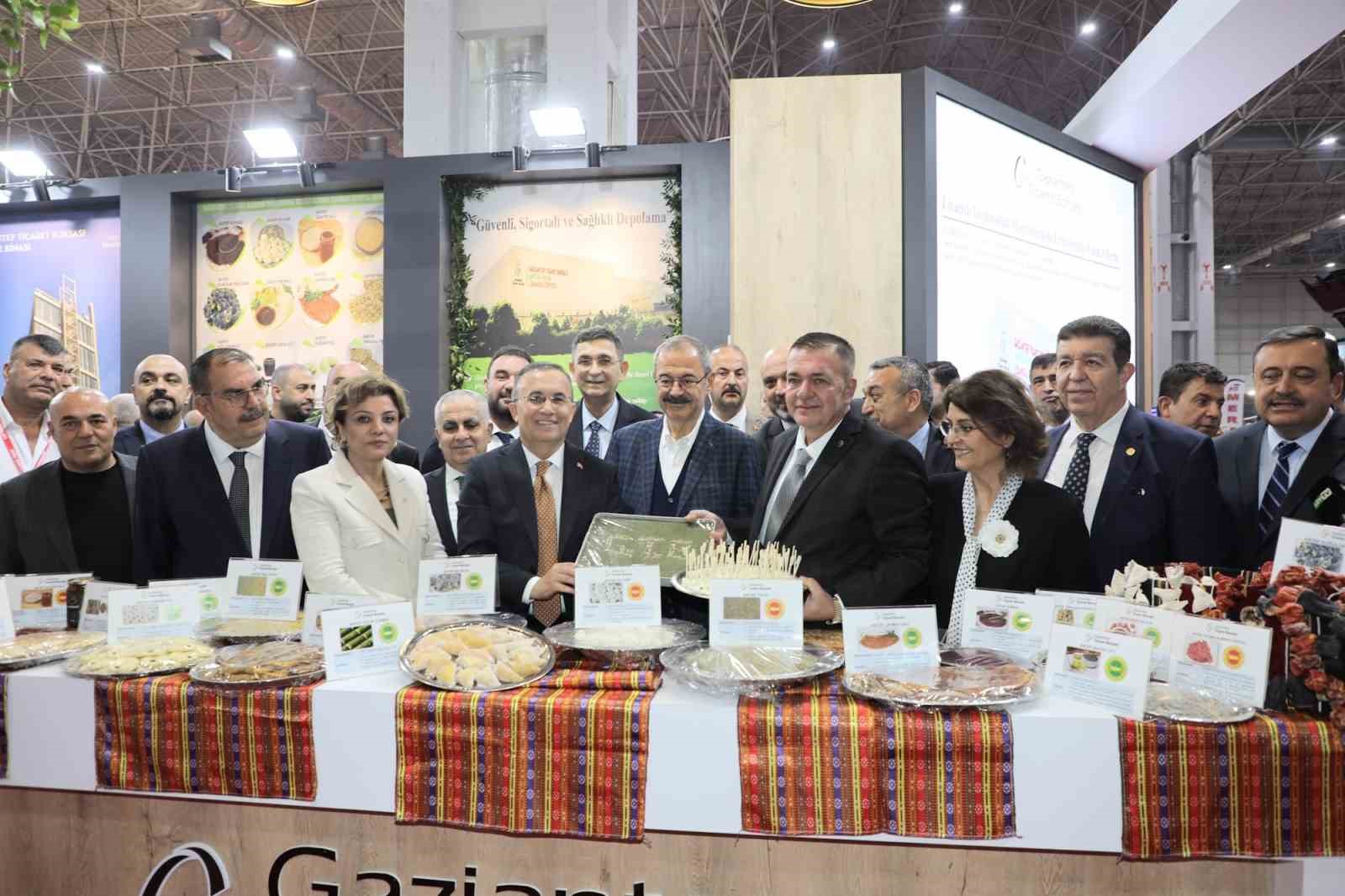 Gaziantep’in tescilli lezzetleri GAPTARIM’da sahneye çıktı
