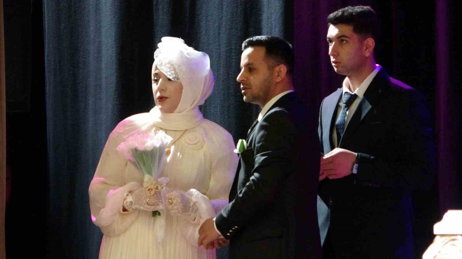 Gaziantep’te 14 Şubat’ta 62 çift evliliğe "Evet" dedi
