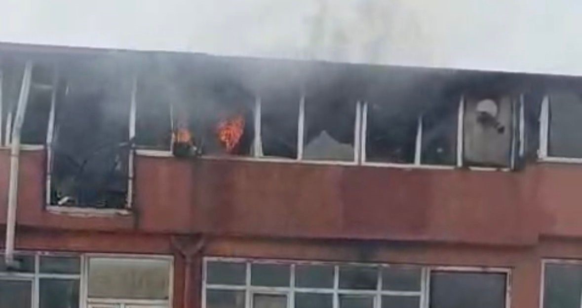 Gaziantep’te ayakkabı imalathanesinde korkutan yangın
