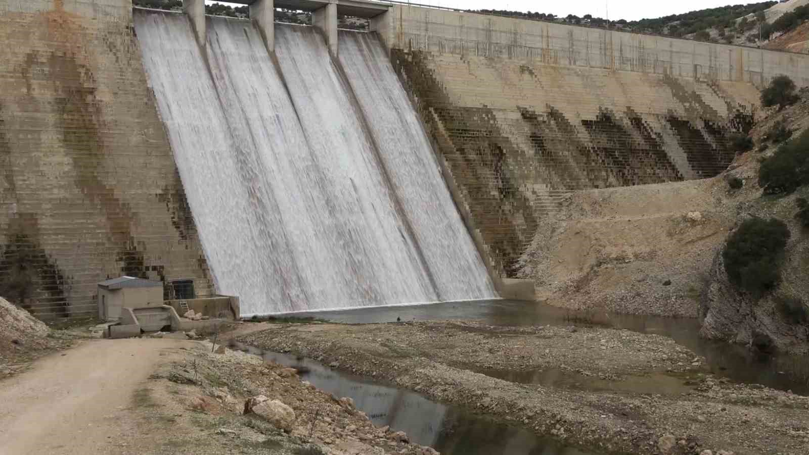 Gaziantep’te barajlar doldu taştı
