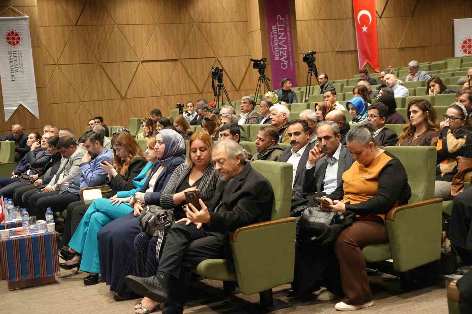 Gaziantep’te basın mensuplarına sosyal medya eğitimi verildi
