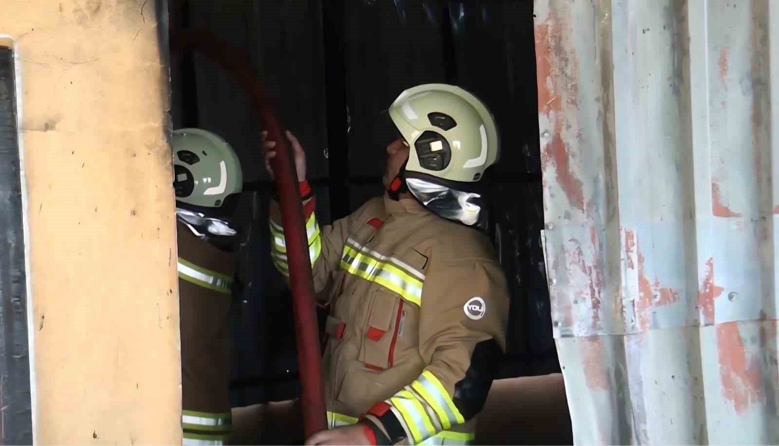 Gaziantep’te bir evde meydana gelen patlama paniğe neden oldu
