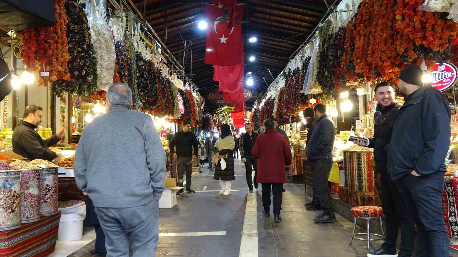Gaziantep’te esnaf bayram hazırlığına başladı
