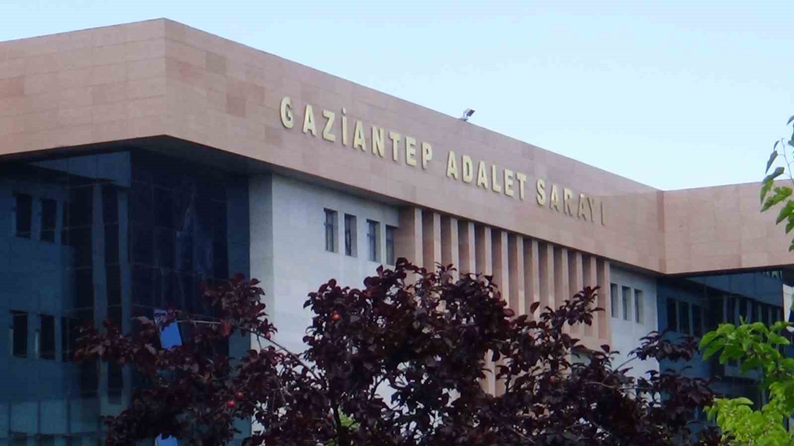 Gaziantep’te ’medyum’ dolandırıcılar yargılanmaya başladı
