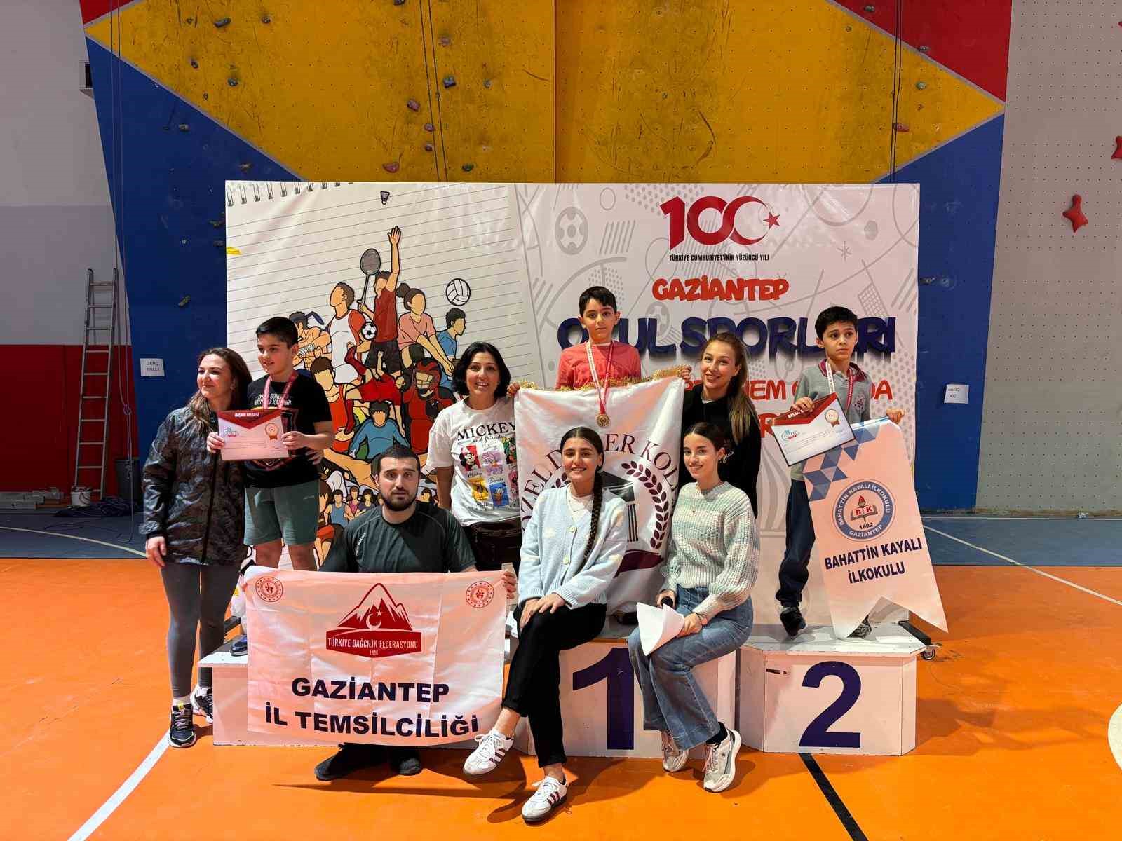 Gaziantep’te ‘Okul Sporları Tırmanış Yarışması’ yapıldı
Gaziantep’te ‘Okul Sporları Tırmanış Yarışması’ yapıldı