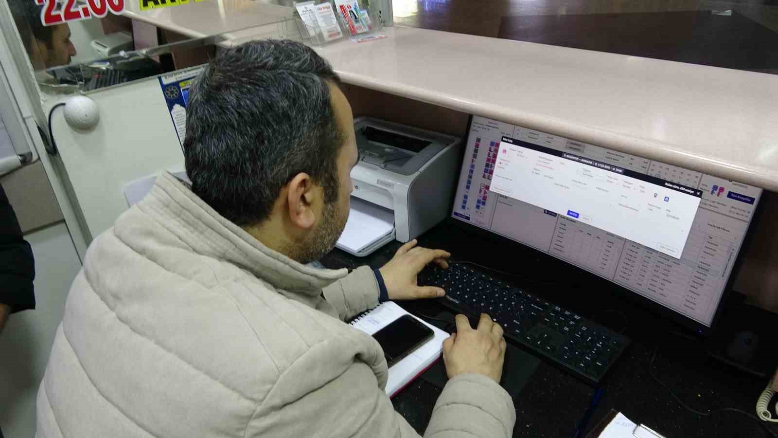 Gaziantep’te otogarda bayram yoğunluğu
