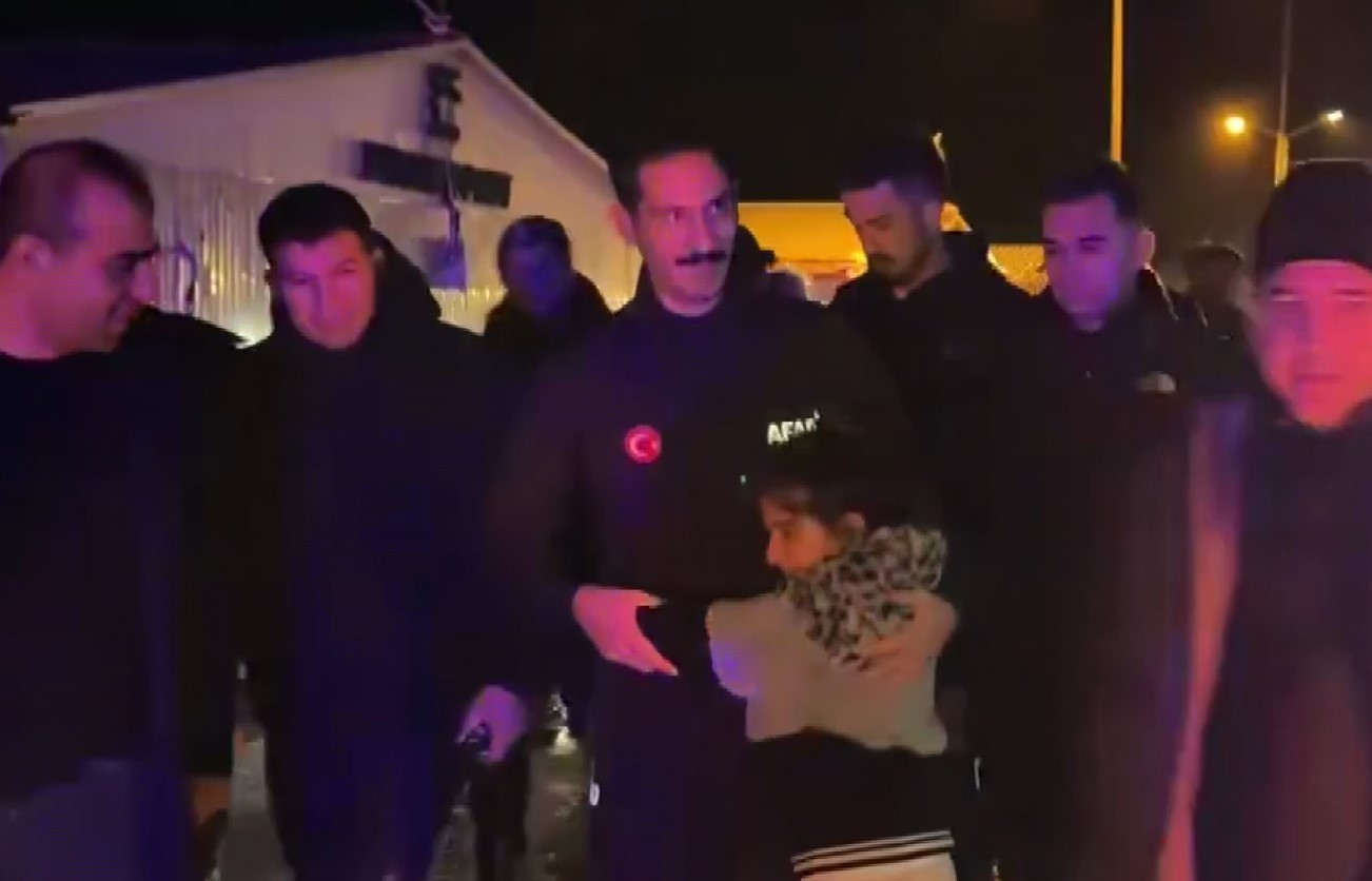 Gaziantep’te yoğun yağış sonrası geçici yaşam alanı boşaltıldı
