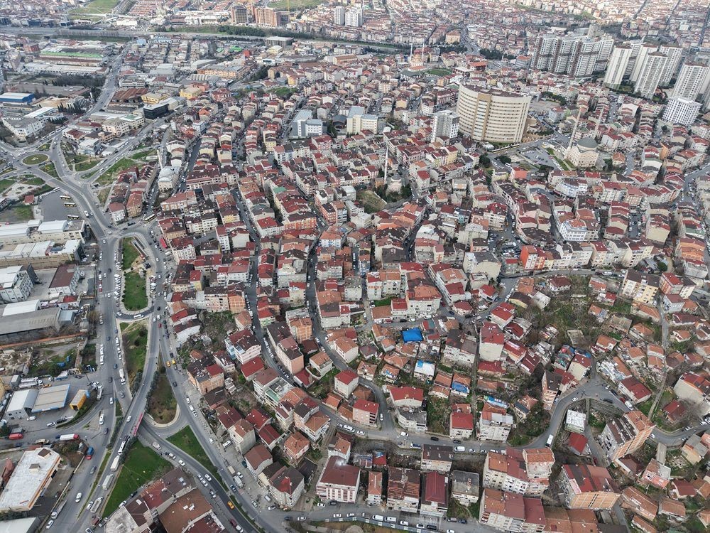 Gaziosmanpaşa Belediyesi’nden tarihi adım: 50 yıllık mülkiyet sorunu çözüme kavuştu
