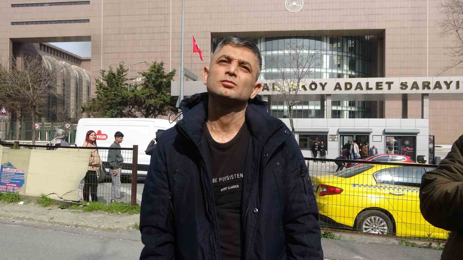 Gaziosmanpaşa’da duyma ve konuşma engeli bulunan kişinin telefonunu gasp eden ve benzin dökerek yakan sanık hakim karşısında
