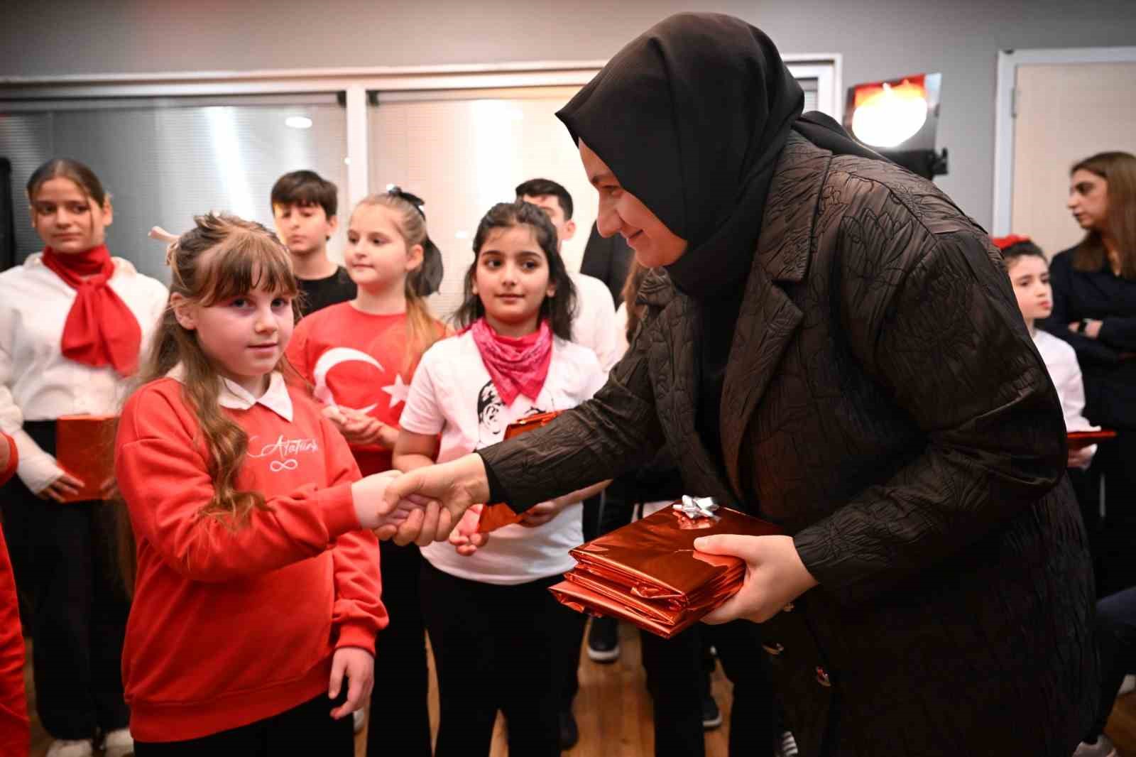 Gaziosmanpaşa’da İstiklal Marşı’nın kabulünün 105’inci yıl dönümünde Mehmet Akif Ersoy anıldı
