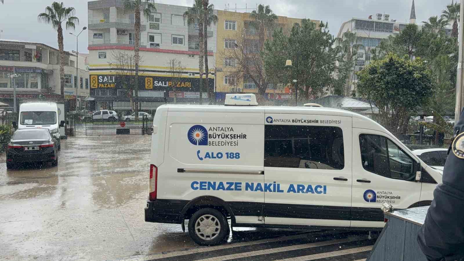 Gazipaşa’da avukat ve gazeteci Yusuf Şanlı hayatını kaybetti
