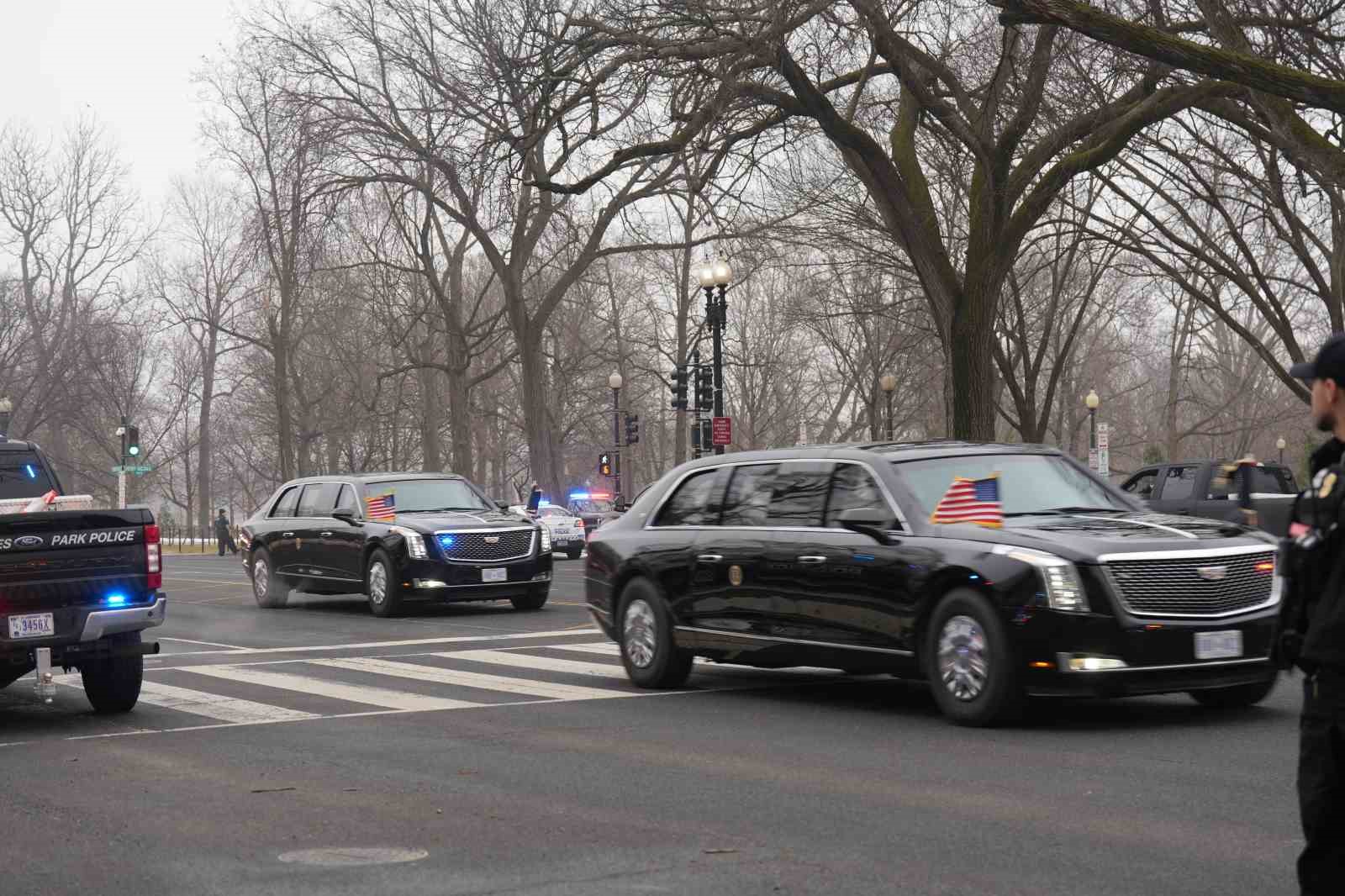 Gazze Barış Kurulu toplantısı sırasında Filistin destekçilerinden protesto: 2 gözaltı
